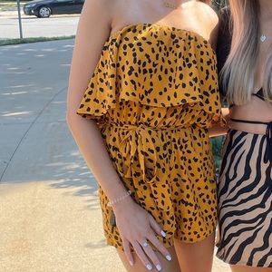 Printed strapless dress